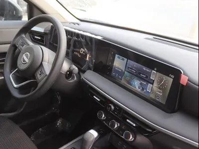 2025 نيسان كيكس اس