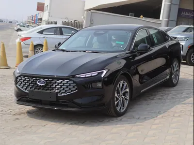 2025 فورد توروس تايتينيوم