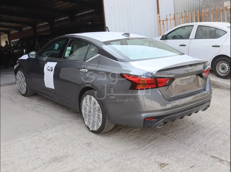 2026 نيسان التيما