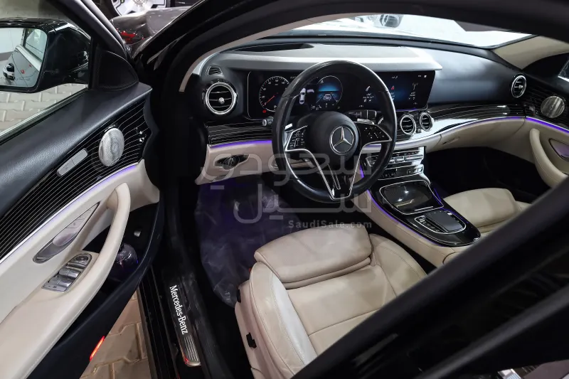 2022 مرسيدس - بنز إي 300