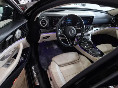 2022 مرسيدس - بنز إي 300