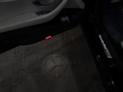 2022 مرسيدس - بنز إي 300