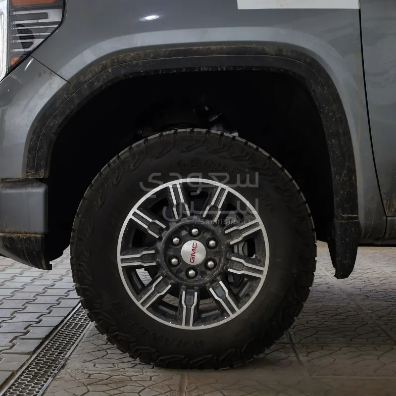 2024 جي ام سي سييرا اي تي 4