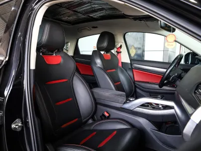 2022 جيلي توجيلا