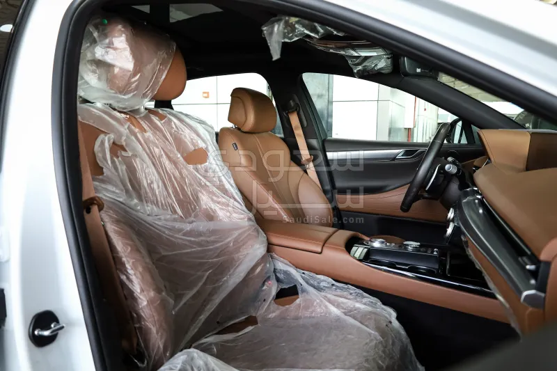 2023 جينيسيس جي 80