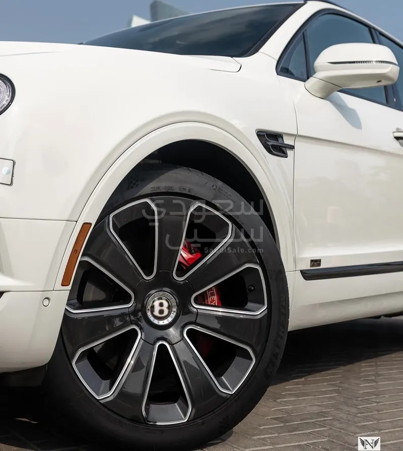 2018 بنتلي بنتايجا