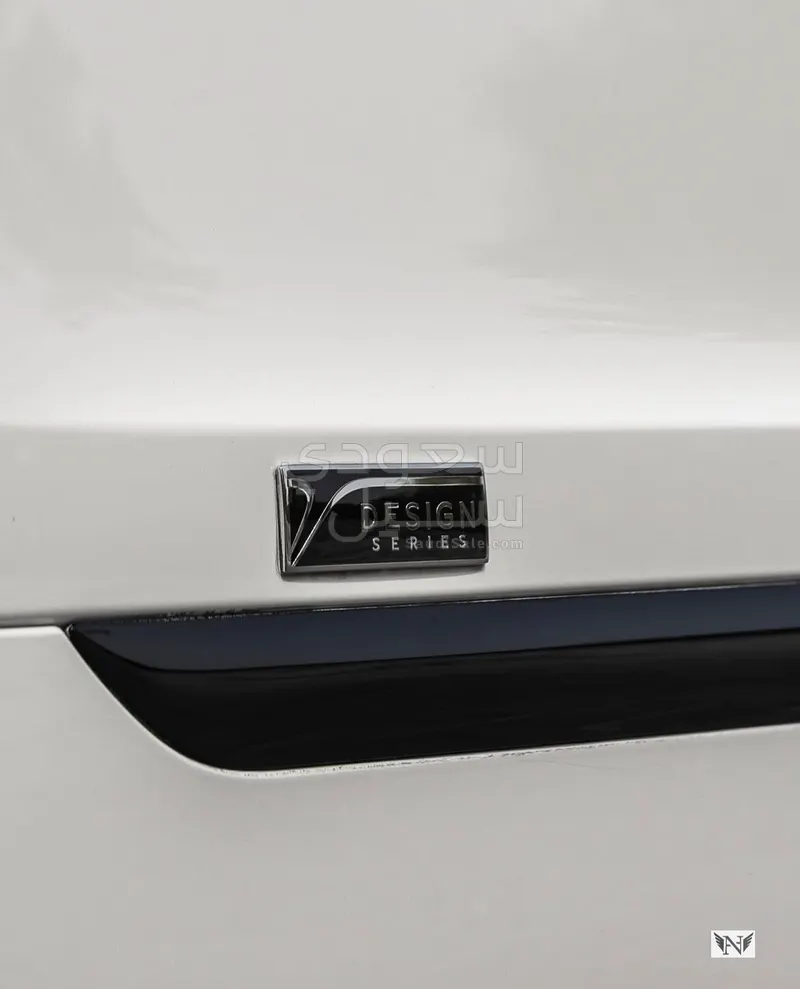 2018 بنتلي بنتايجا