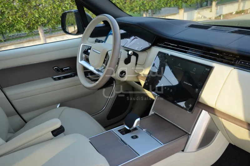 2025 لاند روفر رينج روفر اوتوبيوغرافي