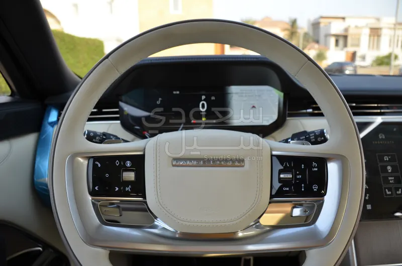 2025 لاند روفر رينج روفر اوتوبيوغرافي