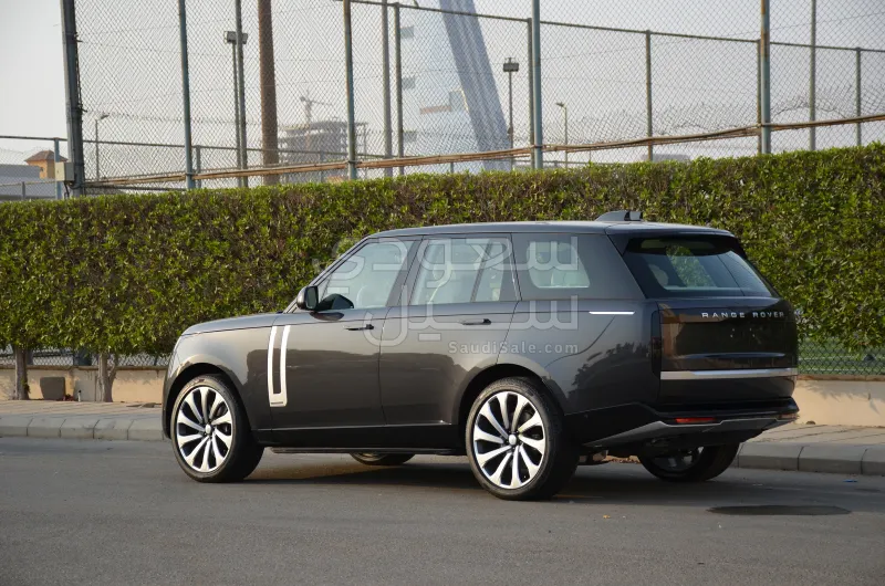 2025 لاند روفر رينج روفر اوتوبيوغرافي