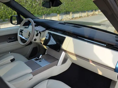 2025 لاند روفر رينج روفر اوتوبيوغرافي