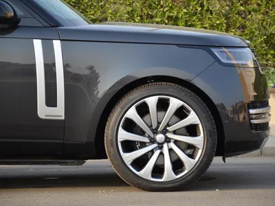 2025 لاند روفر رينج روفر اوتوبيوغرافي