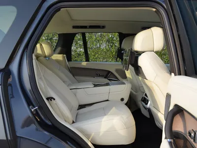 2025 لاند روفر رينج روفر اوتوبيوغرافي