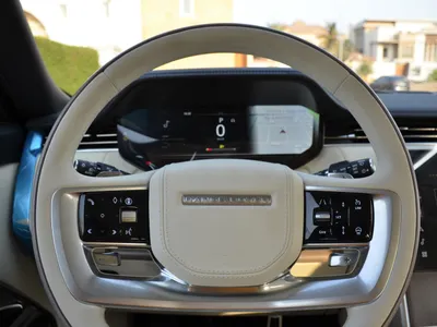 2025 لاند روفر رينج روفر اوتوبيوغرافي