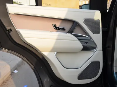 2025 لاند روفر رينج روفر اوتوبيوغرافي