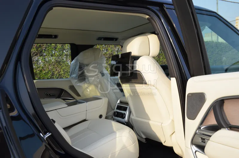 2025 لاند روفر رينج روفر اوتوبيوغرافي