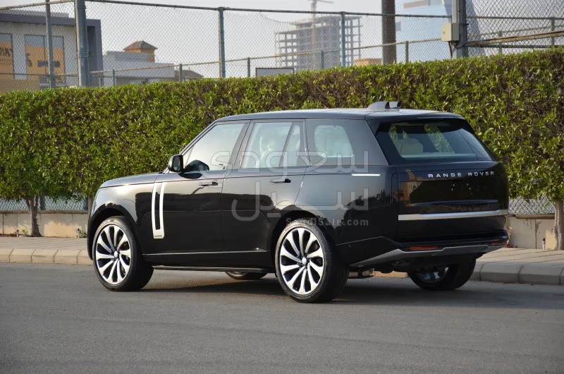2025 لاند روفر رينج روفر اوتوبيوغرافي