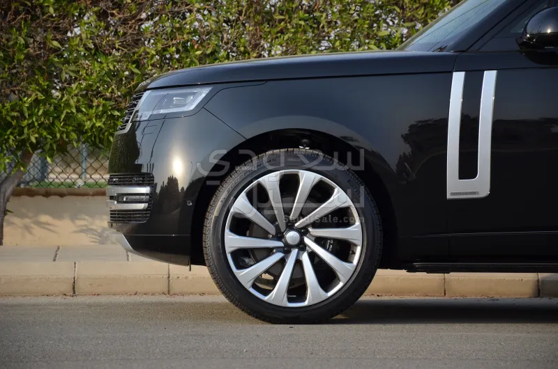 2025 لاند روفر رينج روفر اوتوبيوغرافي