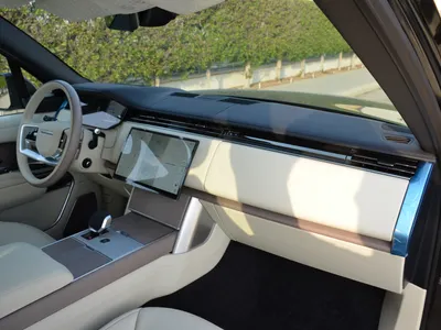 2025 لاند روفر رينج روفر اوتوبيوغرافي