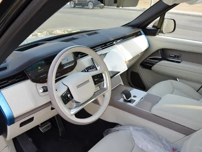 2025 لاند روفر رينج روفر اوتوبيوغرافي