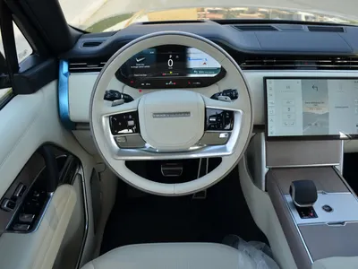 2025 لاند روفر رينج روفر اوتوبيوغرافي