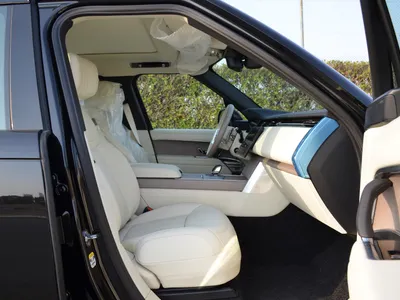 2025 لاند روفر رينج روفر اوتوبيوغرافي