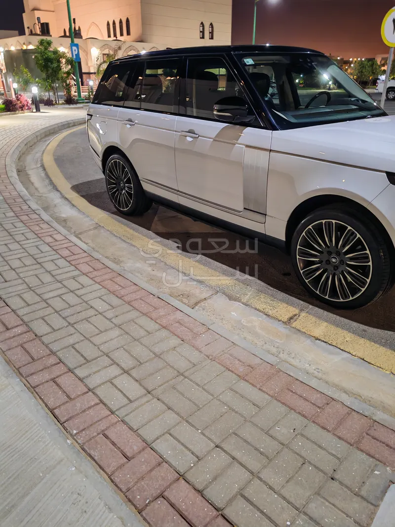 2019 لاند روفر رينج روفر فوج اوتوبيوغرافي