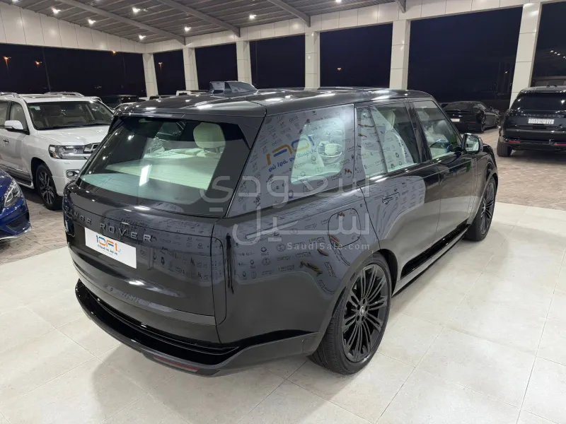 2025 لاند روفر رينج روفر اتش اس اي