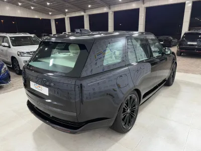 2025 لاند روفر رينج روفر اتش اس اي