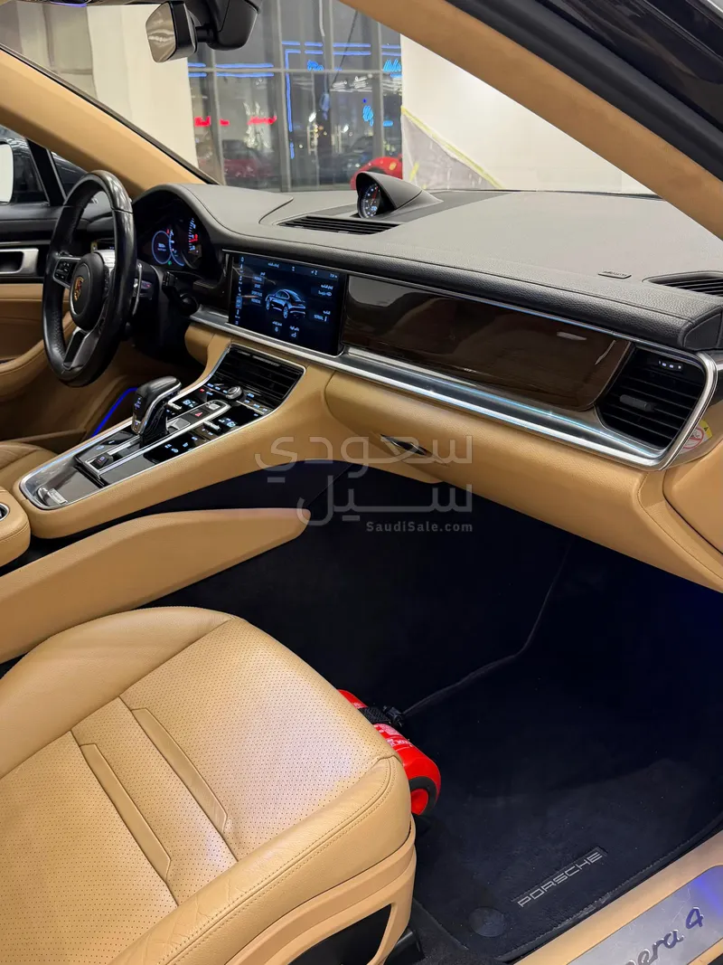 2018 بورش بانميرا 4 اس اكسيكيتف