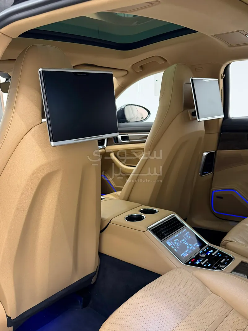 2018 بورش بانميرا 4 اس اكسيكيتف