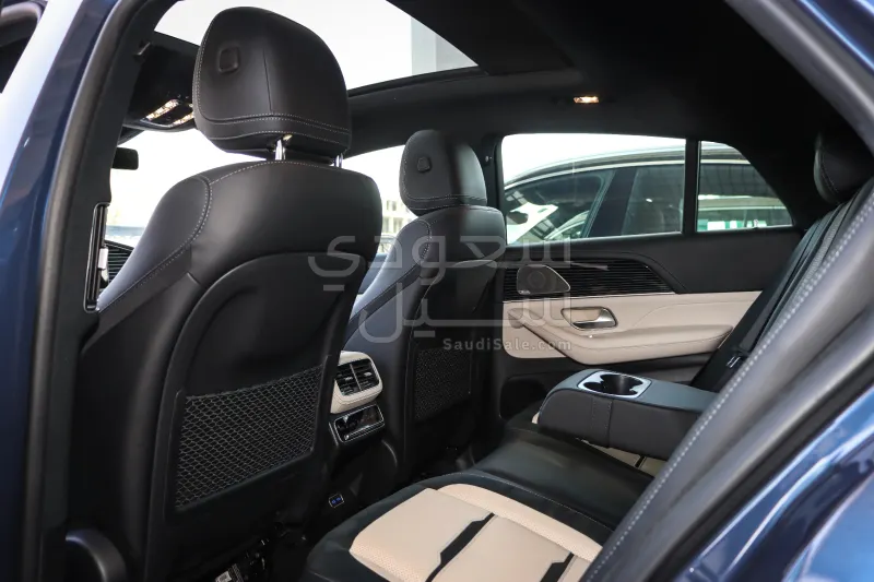 2024 مرسيدس - بنز جي إل إي 53 أي إم جي