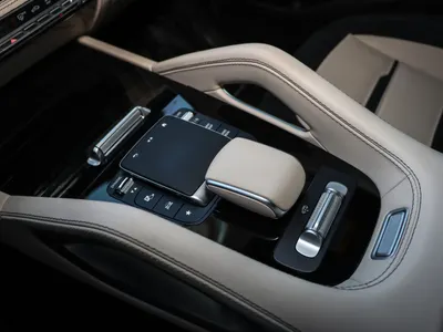 2024 مرسيدس - بنز جي إل إي 53 أي إم جي