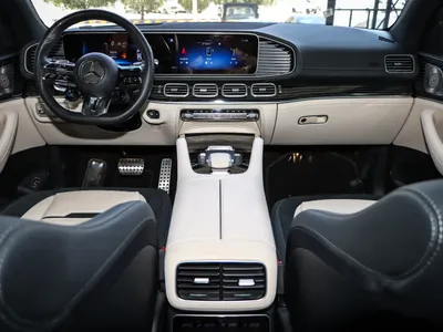 2024 مرسيدس - بنز جي إل إي 53 أي إم جي