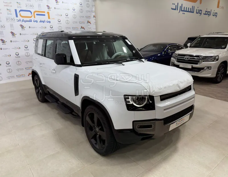 2025 لاند روفر ديفيندر 110