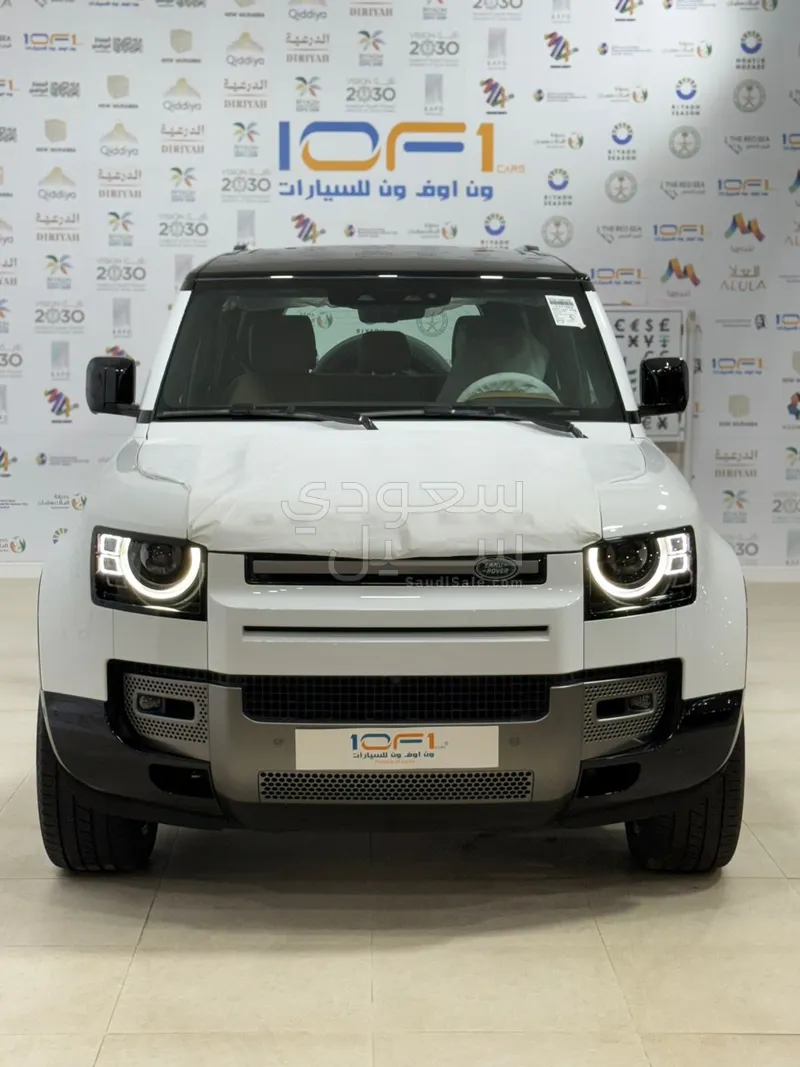 2025 لاند روفر ديفيندر 110