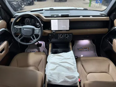 2025 لاند روفر ديفيندر 110