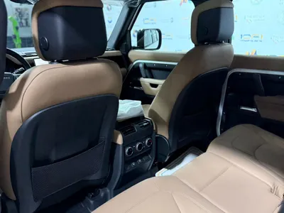 2025 لاند روفر ديفيندر 110