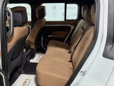 2025 لاند روفر ديفيندر 110