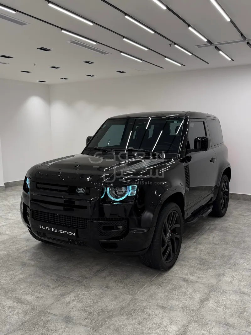 2022 لاند روفر ديفيندر اس اي