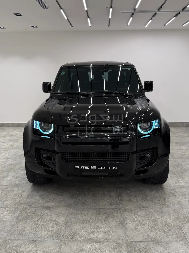 2022 لاند روفر ديفيندر اس اي