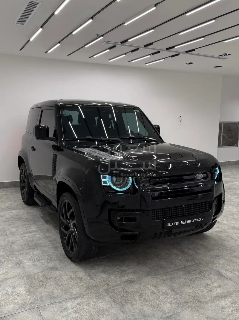 2022 لاند روفر ديفيندر اس اي