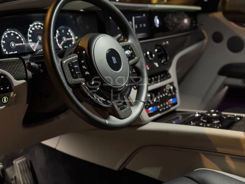 2022 رولز رويس قوست بلاك بادج