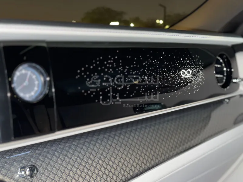 2022 رولز رويس قوست بلاك بادج