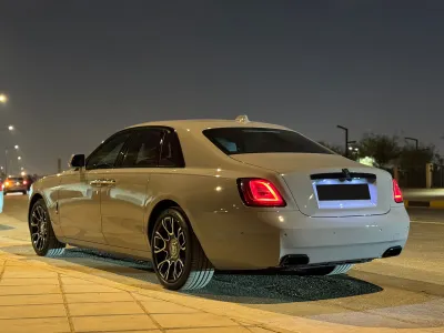 2022 رولز رويس قوست بلاك بادج