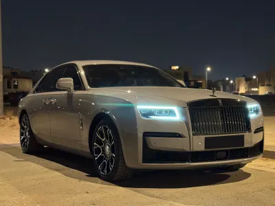 2022 رولز رويس قوست بلاك بادج