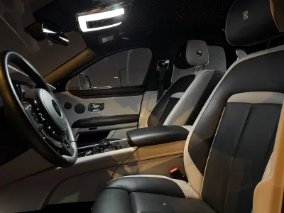 2022 رولز رويس قوست بلاك بادج