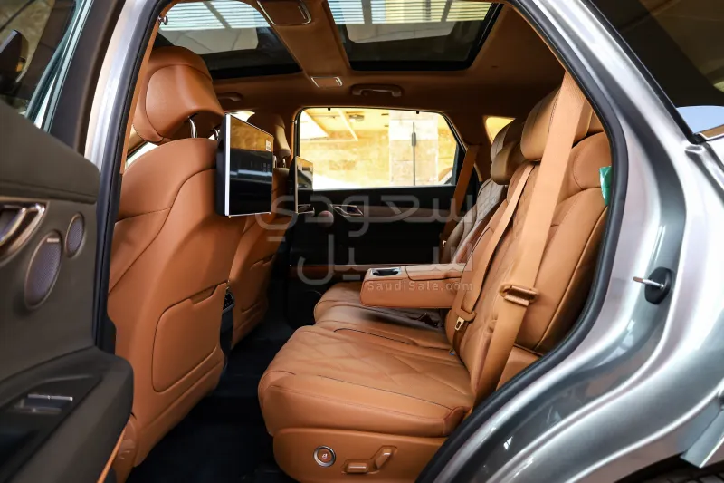 2025 جينيسيس جي في 80