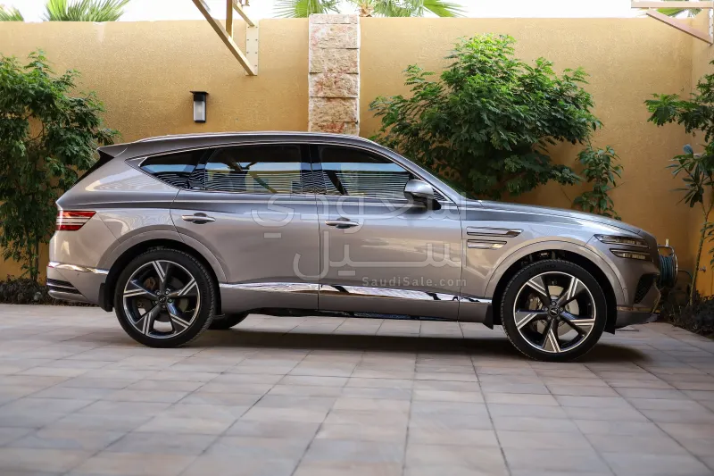 2025 جينيسيس جي في 80