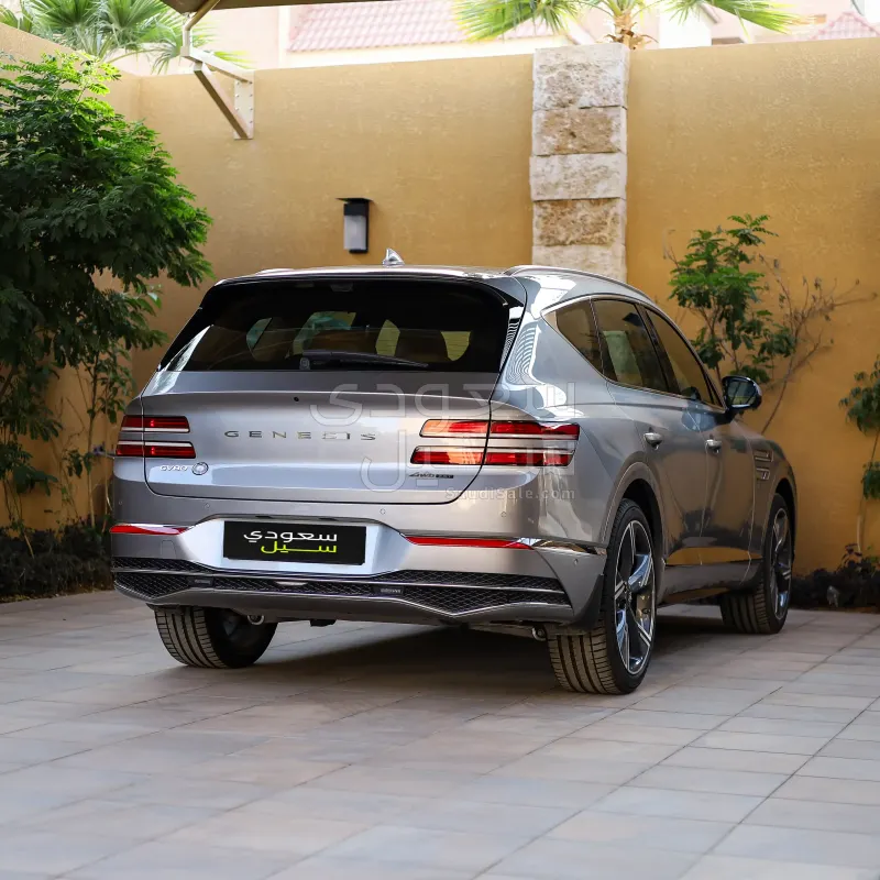 2025 جينيسيس جي في 80